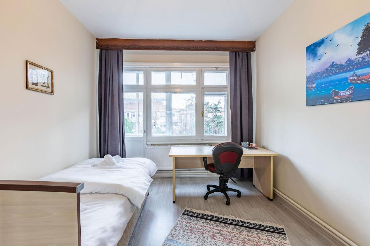 Charming Apartment Surrounded By Vibrant Attractions In Kadikoy Κωνσταντινούπολη Εξωτερικό φωτογραφία