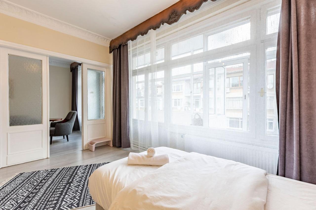 Charming Apartment Surrounded By Vibrant Attractions In Kadikoy Κωνσταντινούπολη Εξωτερικό φωτογραφία