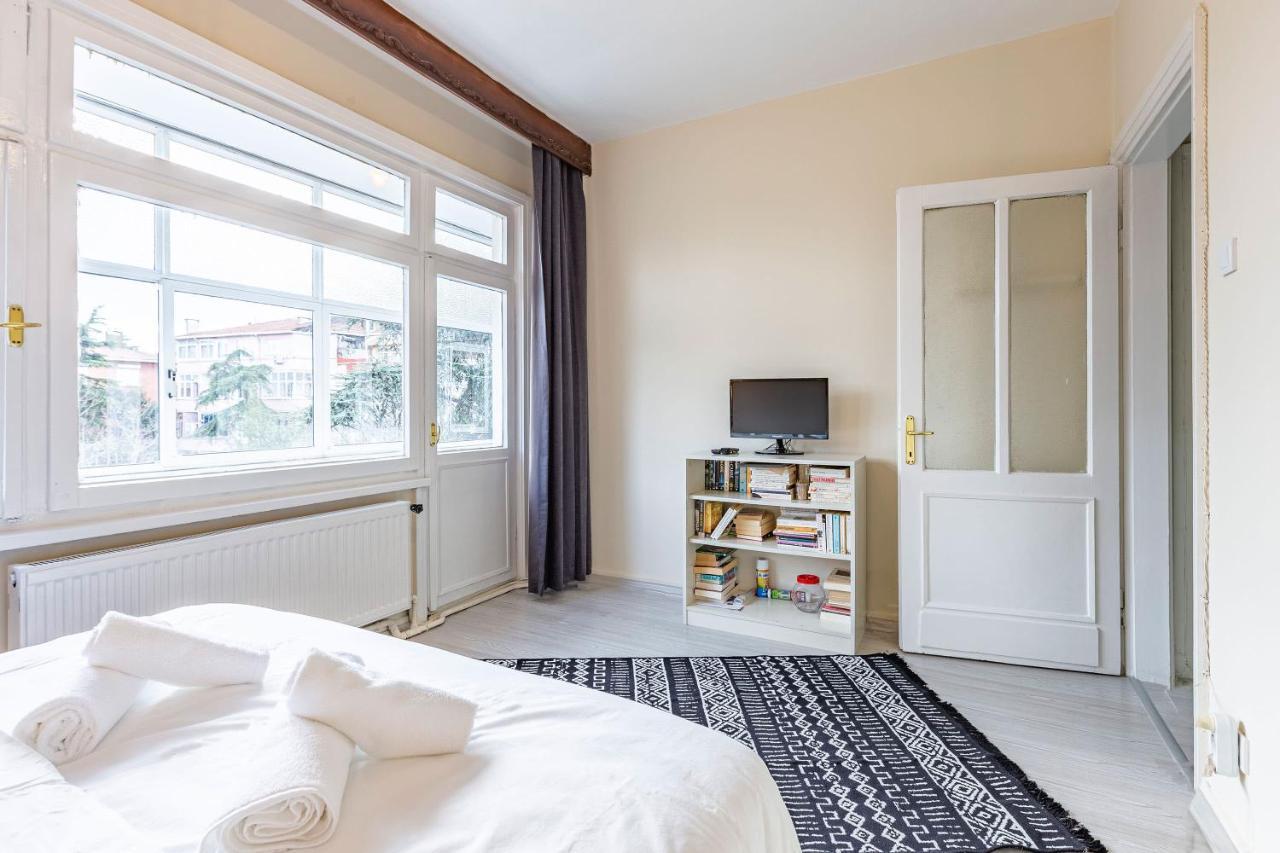 Charming Apartment Surrounded By Vibrant Attractions In Kadikoy Κωνσταντινούπολη Εξωτερικό φωτογραφία